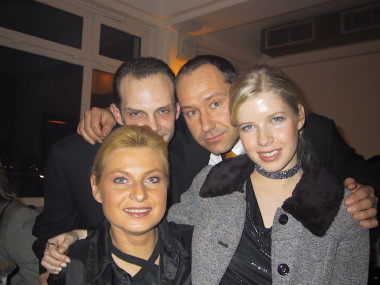 126-2677_img